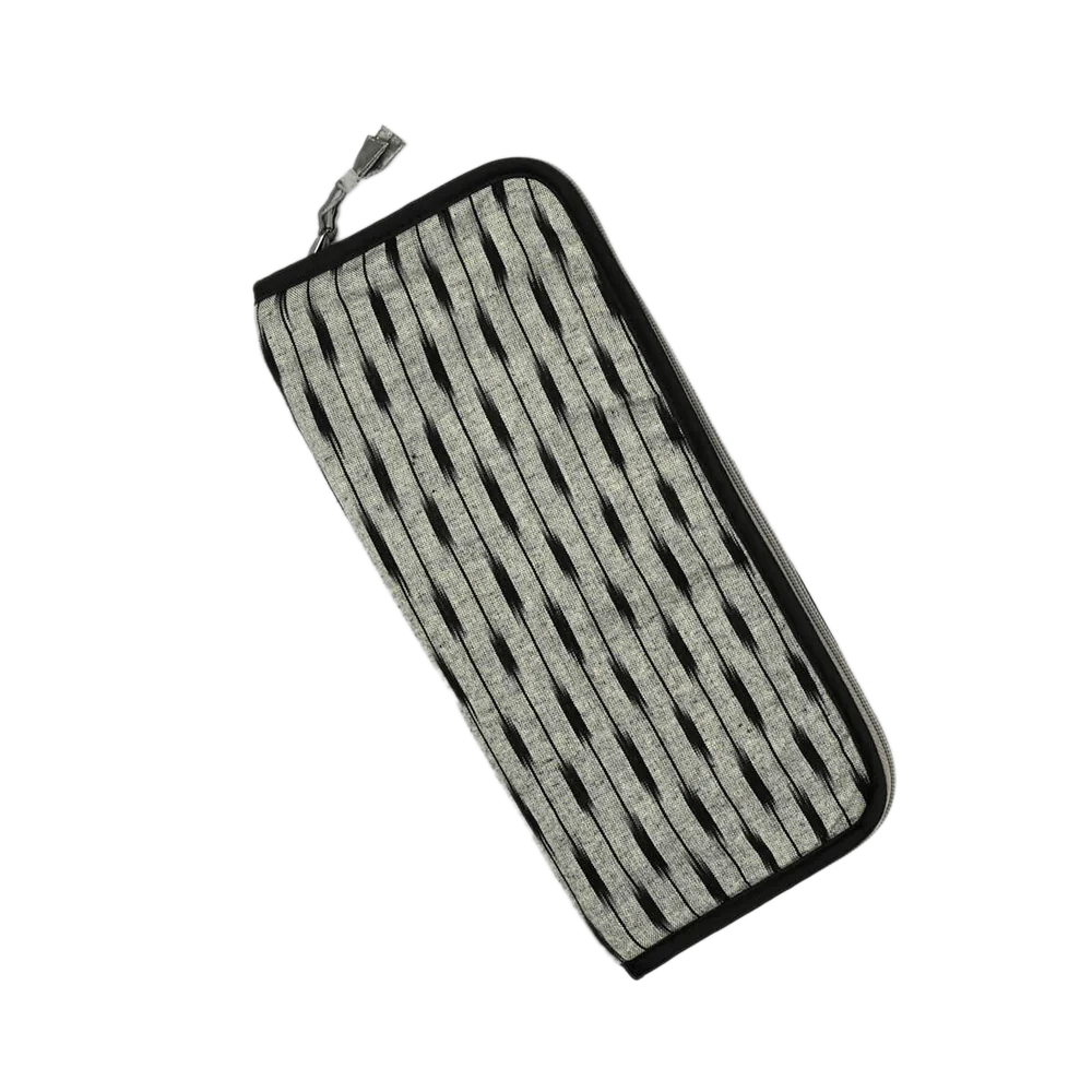 Circular Needle Case - Lantern Moon