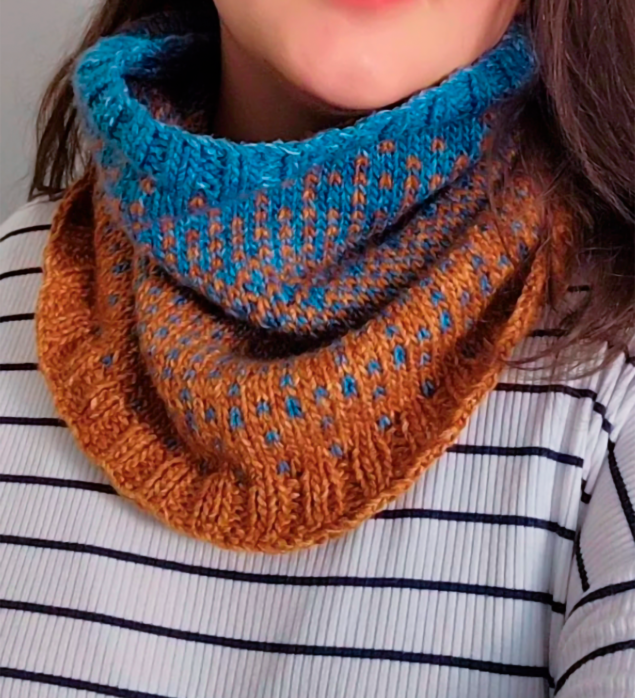 blue-jeans-cowl_foto-2.png