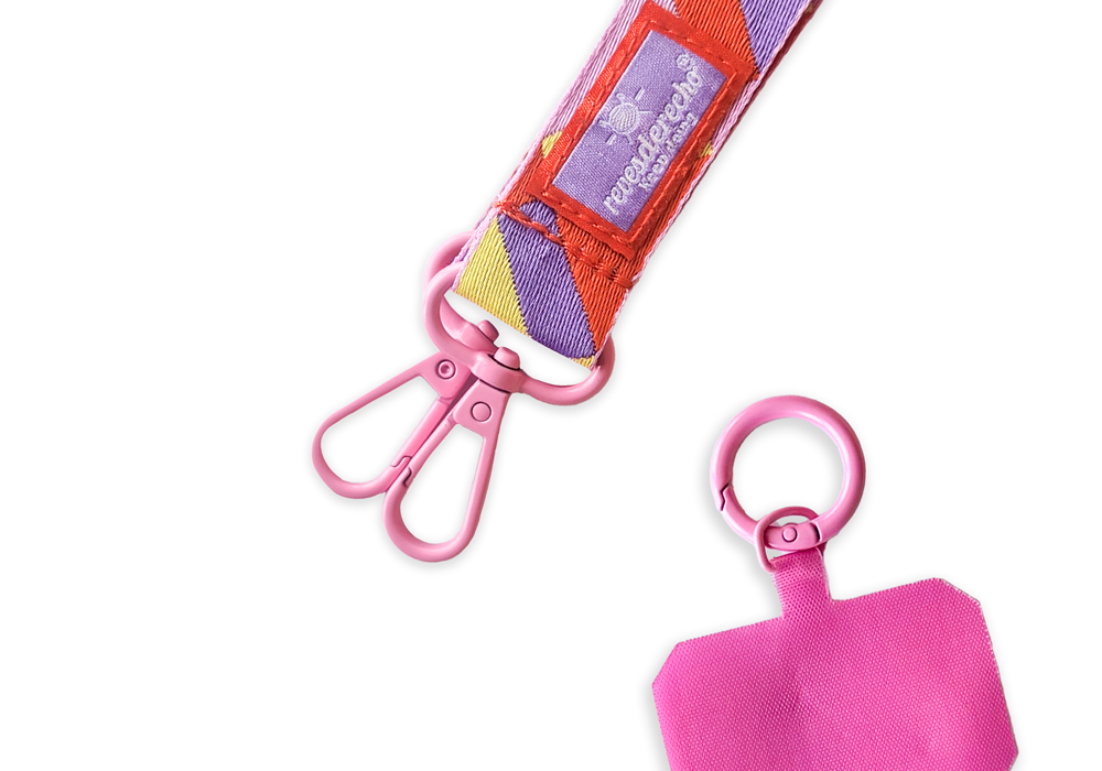 lanyard_Cuadritos-Rosada_4e5e4f4d-7341-4b97-82c2-25887edaee90.png
