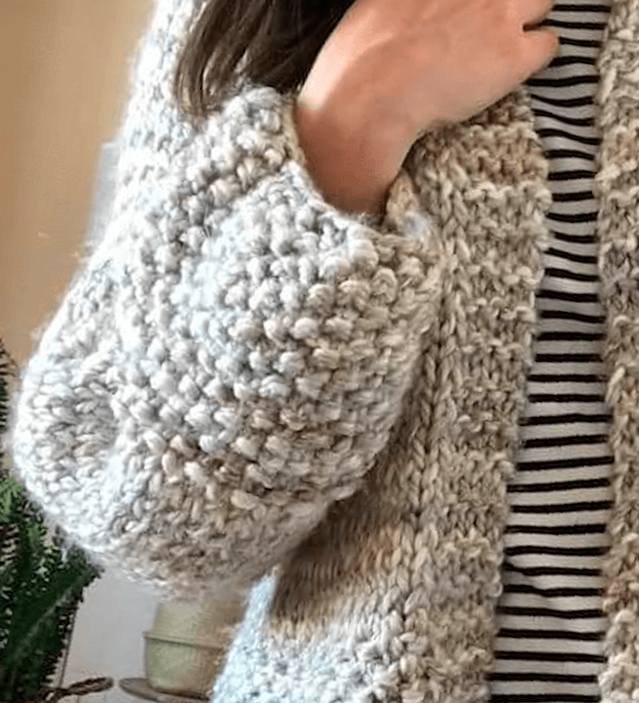sweater-eliana_foto-2_fae4ed0b-9210-4d4e-9763-5cd230613800.png