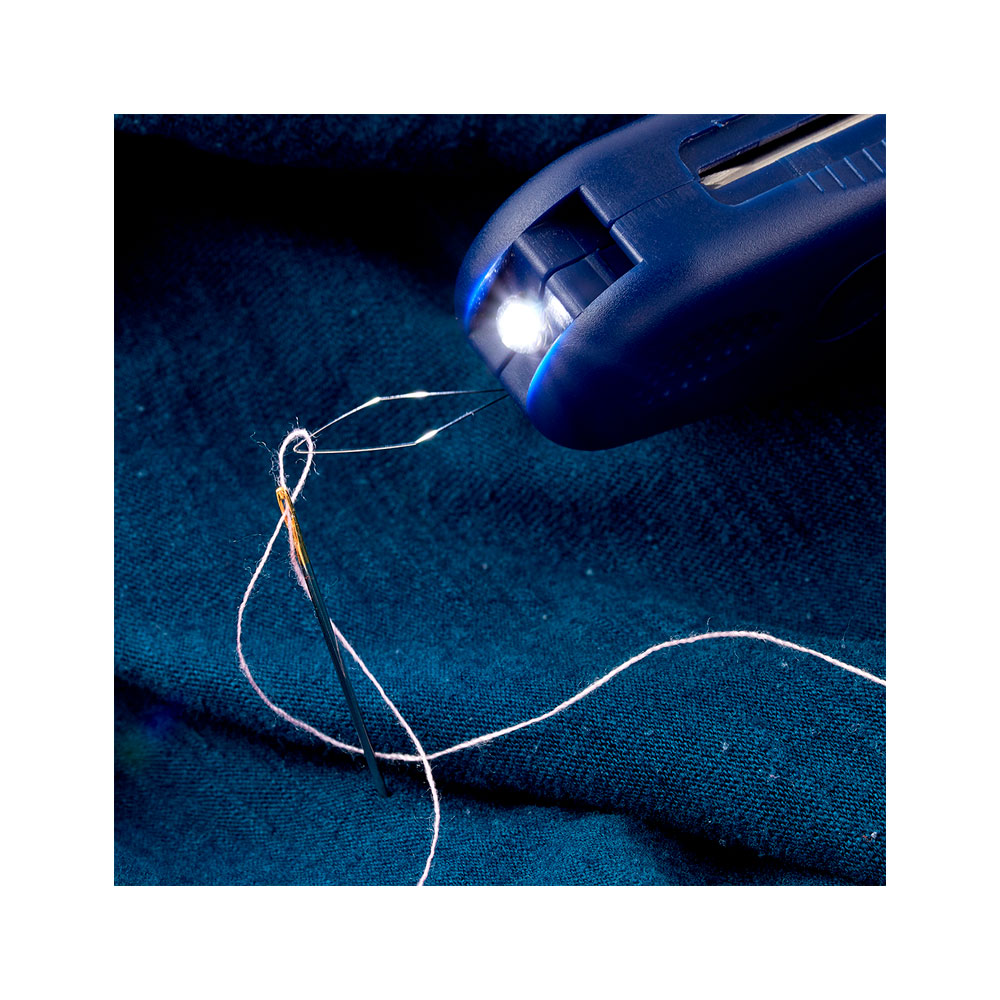 Enhebrador con Luz 3 en 1 - Hemline